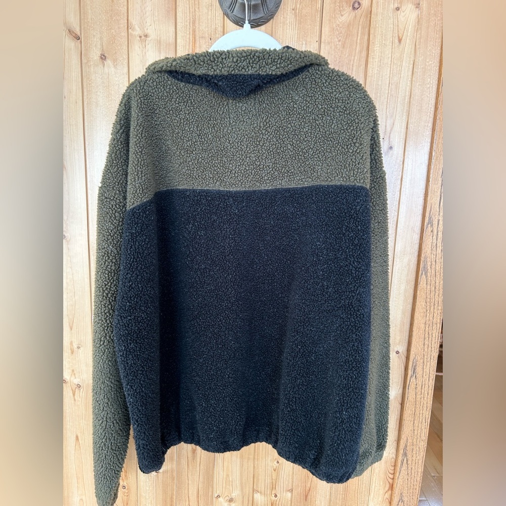 Iowa Men's Vintage EXP by P.S.I Black and Green Quarterzip Size XL - Picture 4 of 6